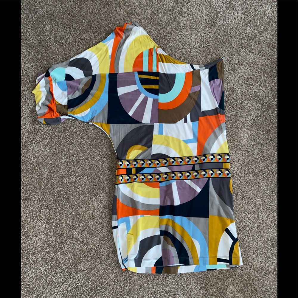 One should BCBG shirt/dress